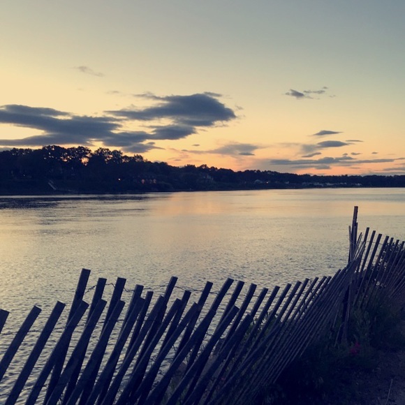 Meet your Posher, Lynn - Picture 1 of 1